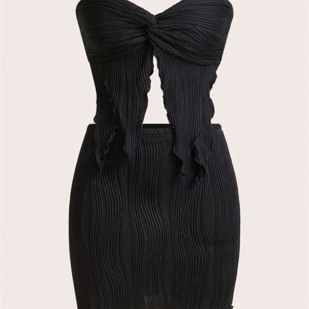 Strapless Black Pleated Two-Piece set